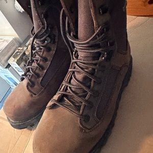 Men boots